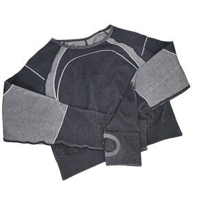 Woman's Crop ‎ Top with Keyhole back Size Med